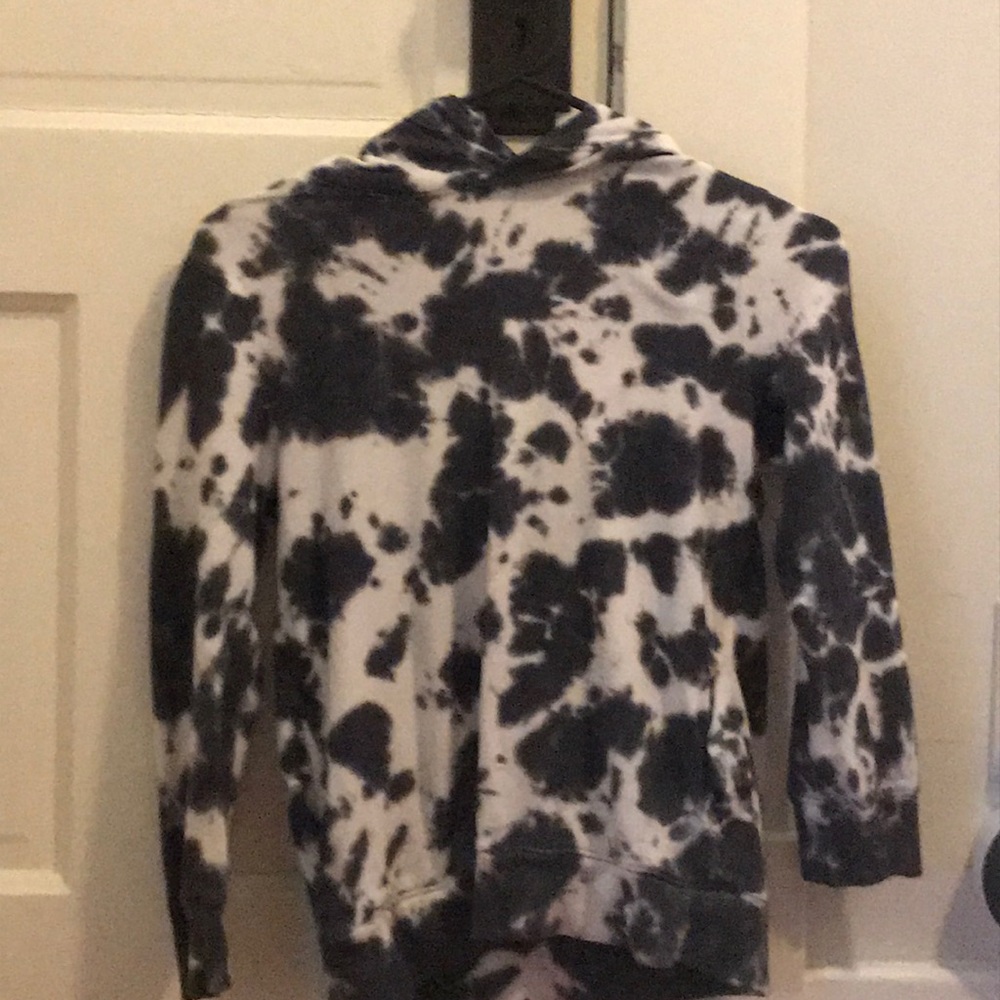 Black and white tie dye hoodie